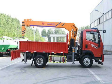 點擊查看詳細(xì)信息<br>標(biāo)題：4噸重汽王牌隨車吊 閱讀次數(shù)：1894