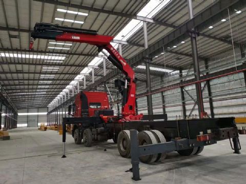 點擊查看詳細信息<br>標題：15噸折臂吊 閱讀次數：2444