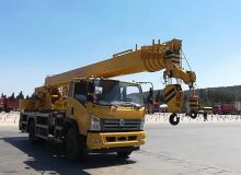 18噸汽車吊 閱讀次數(shù)：2798